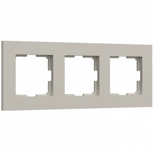 Рамка на 3 поста Werkel  W0032917