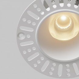 Встраиваемый светильник Maytoni  DL124-10W-3K-TRS-W