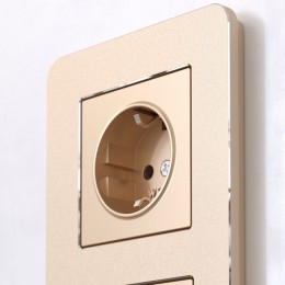 Рамка на 4 поста Werkel Platinum (шампань) W0042611