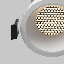 Встраиваемый светильник Maytoni  DL117-15W-3K-W