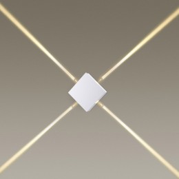 Накладной светильник Odeon Light Vista 4258/8WL