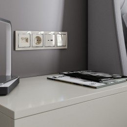 Выключатель проходной двухклавишный с подсветкой без рамки Werkel слоновая кость W1120103