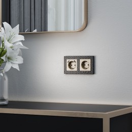 Розетка с заземлением, без рамки Werkel шампань W1171011