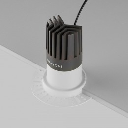 Встраиваемый светильник Maytoni  DL122-15W-3K-TRS-W