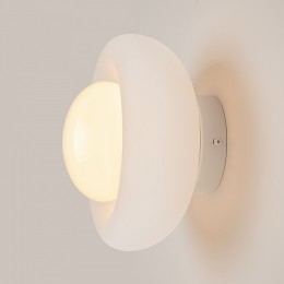 Накладной светильник Maytoni Lulua MOD435WL-01W