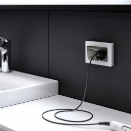 Розетка двойная влагозащищенная с заземлением и со шторками, без рамки с крышкой Werkel черный матовый W1172208