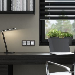 Розетка с заземлением и со шторками, без рамки Werkel белый акрил W1171141