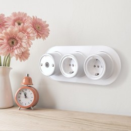 Рамка на 3 поста Werkel Ретро (белый) W0035101