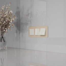 Розетка влагозащищенная с заземлением и со шторкой, без рамки с крышкой Werkel слоновая кость W1171203