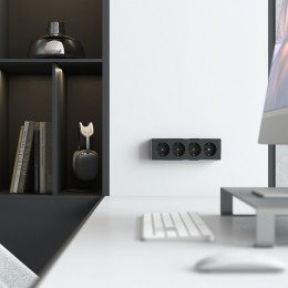 Розетка четверная с заземлением и со шторками Werkel Gallant W5072258